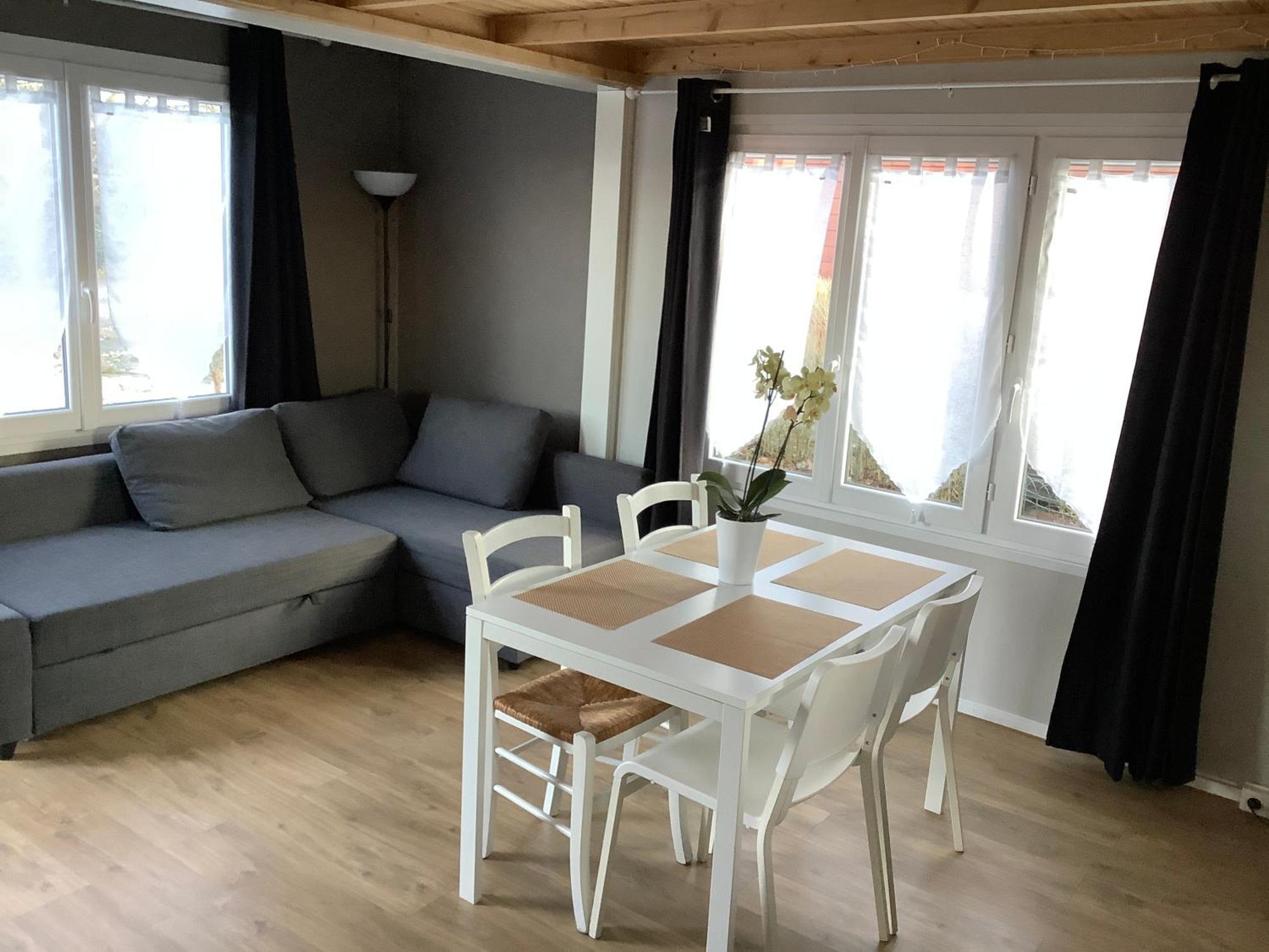 Chalet Charmant Monika Avec Piscine Yvoir Εξωτερικό φωτογραφία