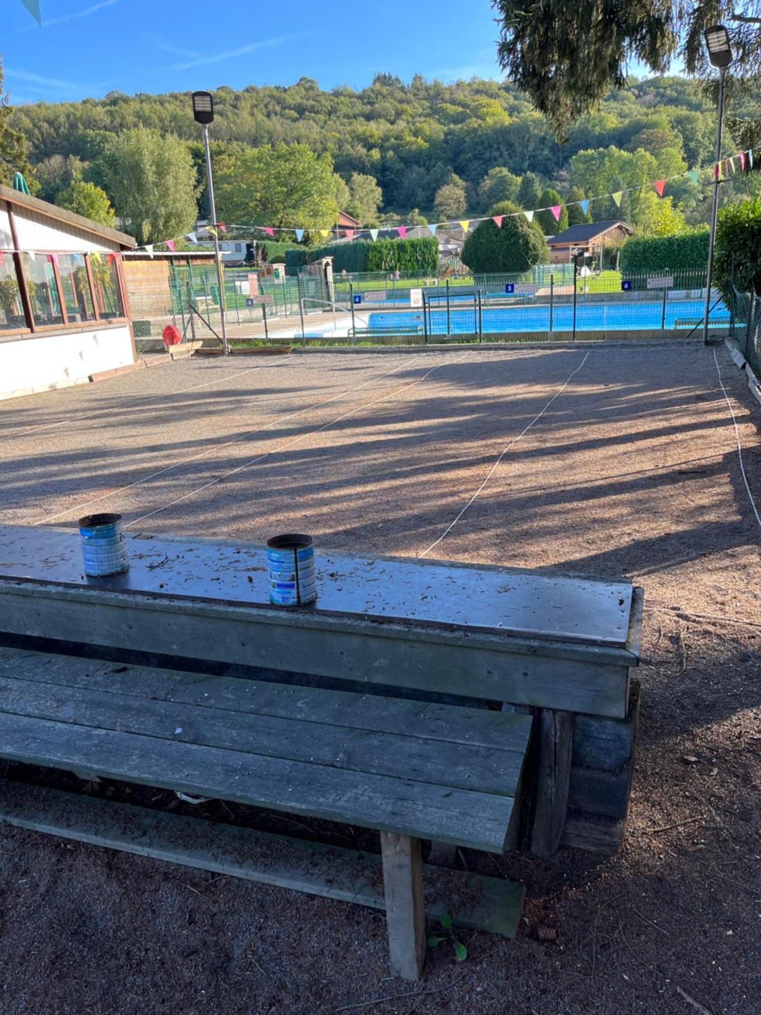 Chalet Charmant Monika Avec Piscine Yvoir Εξωτερικό φωτογραφία